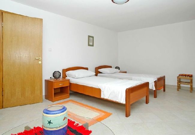 House in Vela Luka - Holiday Home in Tri Porte (Potirna) with Seaview, Terrace, Air condition, WIFI (39-1) House in Vela Luka - Holiday Home in Tri Porte (Potirna) with Seaview, Terrace, Air condition, WIFI (39-1)