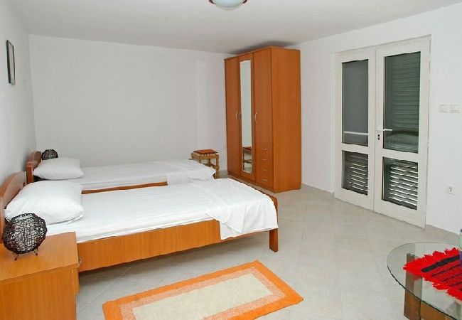 House in Vela Luka - Holiday Home in Tri Porte (Potirna) with Seaview, Terrace, Air condition, WIFI (39-1) House in Vela Luka - Holiday Home in Tri Porte (Potirna) with Seaview, Terrace, Air condition, WIFI (39-1)