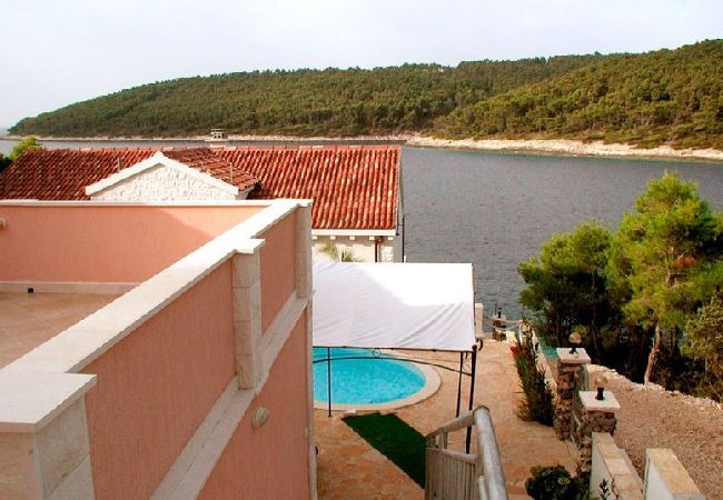 House in Vela Luka - Holiday Home in Tri Porte (Potirna) with Seaview, Terrace, Air condition, WIFI (39-1) House in Vela Luka - Holiday Home in Tri Porte (Potirna) with Seaview, Terrace, Air condition, WIFI (39-1)