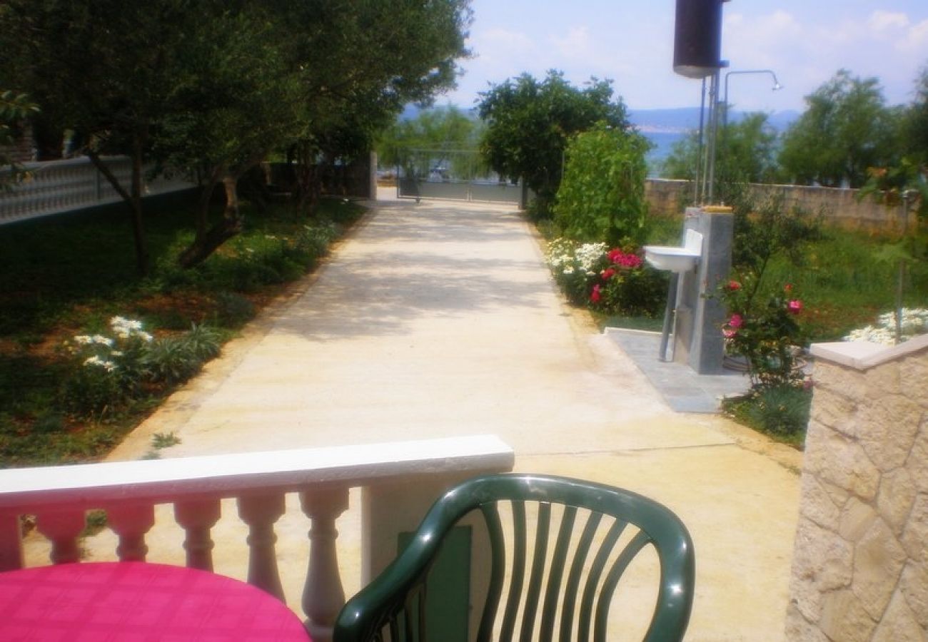 Studio in Bibinje - Studio apartment in Bibinje with Seaview, Balcony, Air condition, WIFI (59-3)