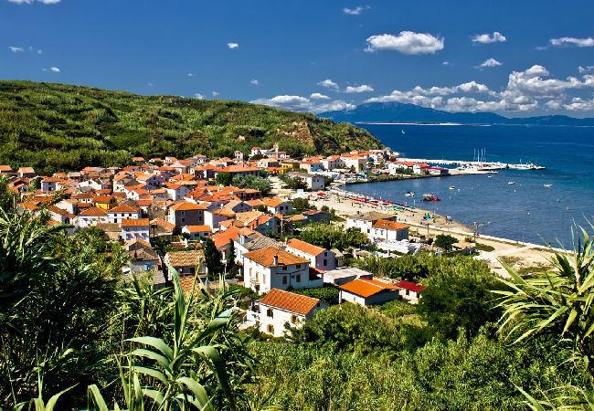 House in Veli Lošinj - Holiday Home in Veli Lošinj with Terrace, Air condition, WIFI, Washing machine (63-1) House in Veli Lošinj - Holiday Home in Veli Lošinj with Terrace, Air condition, WIFI, Washing machine (63-1)
