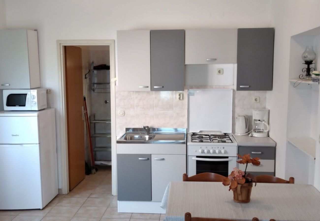 Apartment in Medulin - Apartment in Medulin with Seaview, Balcony, Air condition, WIFI (112-5)