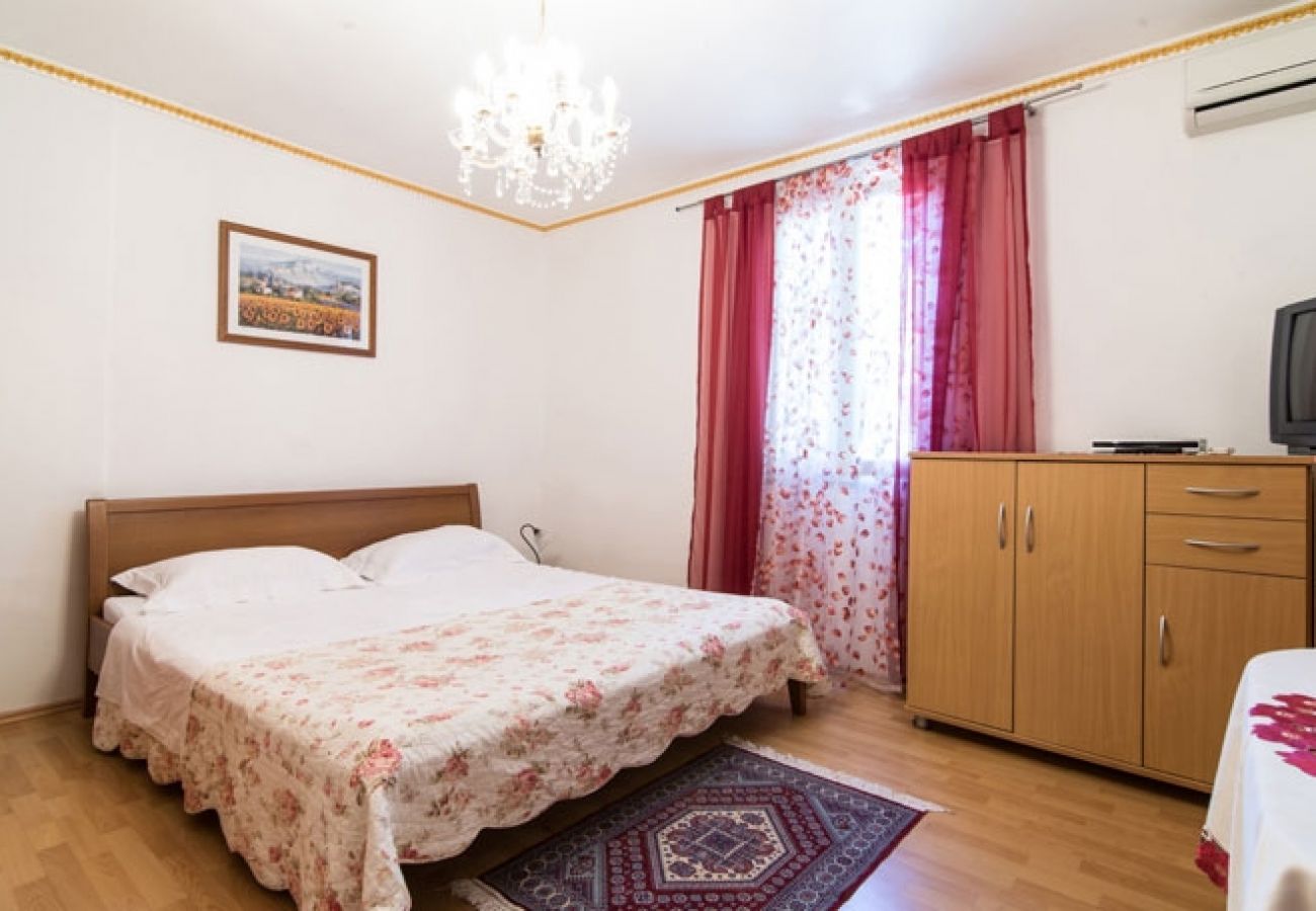 Studio in Savudrija - Studio apartment in Savudrija with Terrace, Air condition, WIFI, Washing machine (123-8)