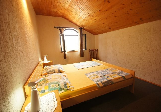 Apartment in Murter - Apartment in Murter with Terrace, Air condition, WIFI, Washing machine (125-1) Apartment in Murter - Apartment in Murter with Terrace, Air condition, WIFI, Washing machine (125-1)