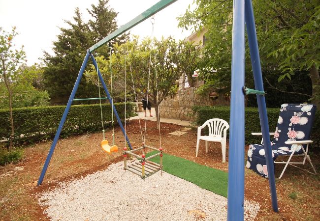 Apartment in Murter - Apartment in Murter with Terrace, Air condition, WIFI, Washing machine (125-3) Apartment in Murter - Apartment in Murter with Terrace, Air condition, WIFI, Washing machine (125-3)