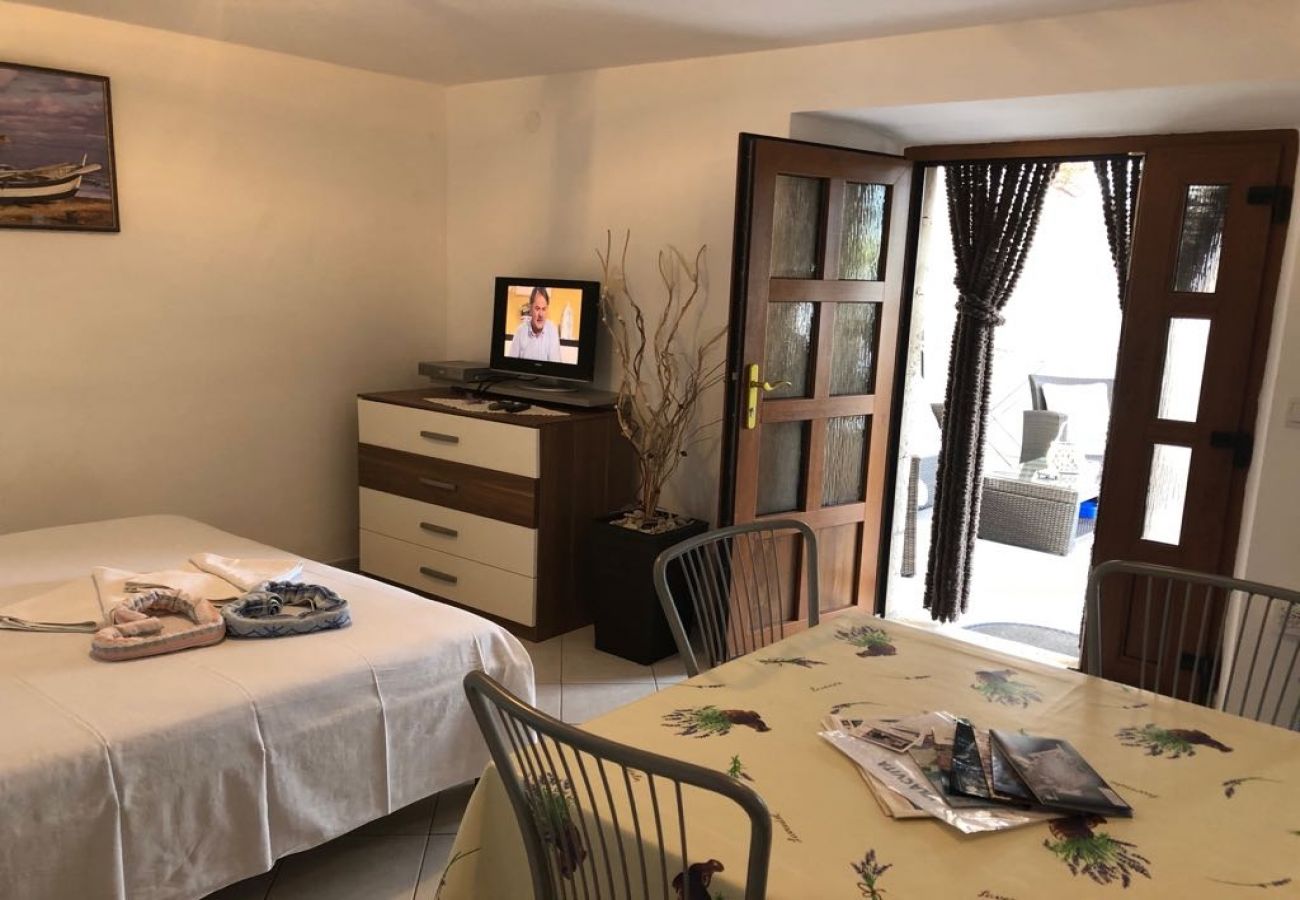 Studio in Lumbarda - Studio apartment in Lumbarda with Seaview, Terrace, Air condition, WIFI (128-3)