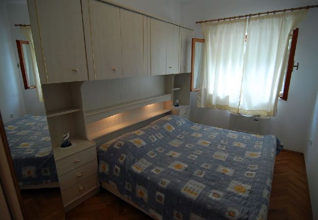 House in Lumbarda - Holiday Home in Lumbarda with Seaview, Terrace, Air condition, WIFI (128-4) House in Lumbarda - Holiday Home in Lumbarda with Seaview, Terrace, Air condition, WIFI (128-4)