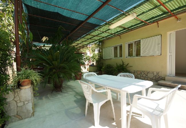 House in Vis - Holiday Home in Vis with Terrace, Air condition, Dishwasher (139-1) House in Vis - Holiday Home in Vis with Terrace, Air condition, Dishwasher (139-1)