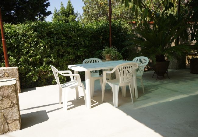 House in Vis - Holiday Home in Vis with Terrace, Air condition, Dishwasher (139-1) House in Vis - Holiday Home in Vis with Terrace, Air condition, Dishwasher (139-1)