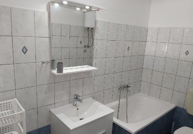 Apartment in Omiš - Apartment in Omiš with Seaview, Terrace, WIFI (161-2) Apartment in Omiš - Apartment in Omiš with Seaview, Terrace, WIFI (161-2)