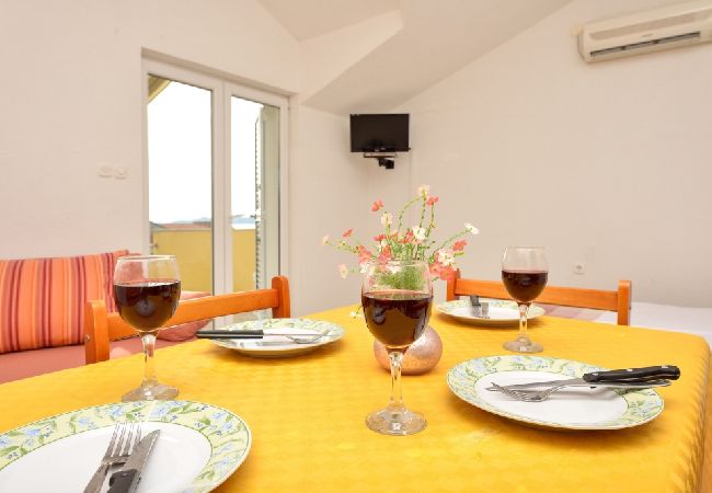 Apartment in Drage - Apartment in Drage with Seaview, Balcony, Air condition, WIFI (566-1) Apartment in Drage - Apartment in Drage with Seaview, Balcony, Air condition, WIFI (566-1)