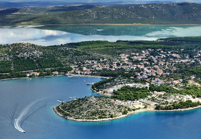 Apartment in Drage - Apartment in Drage with Seaview, Balcony, Air condition, WIFI (566-1) Apartment in Drage - Apartment in Drage with Seaview, Balcony, Air condition, WIFI (566-1)