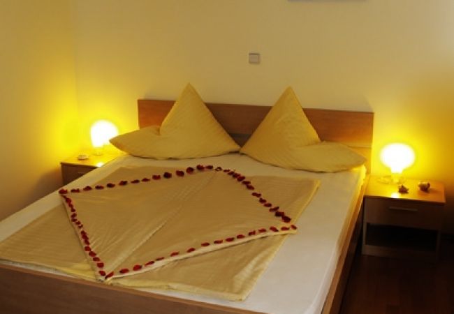 Apartment in Rovinj - Apartment in Rovinj with Balcony, Air condition, WIFI, Dishwasher (230-2) Apartment in Rovinj - Apartment in Rovinj with Balcony, Air condition, WIFI, Dishwasher (230-2)