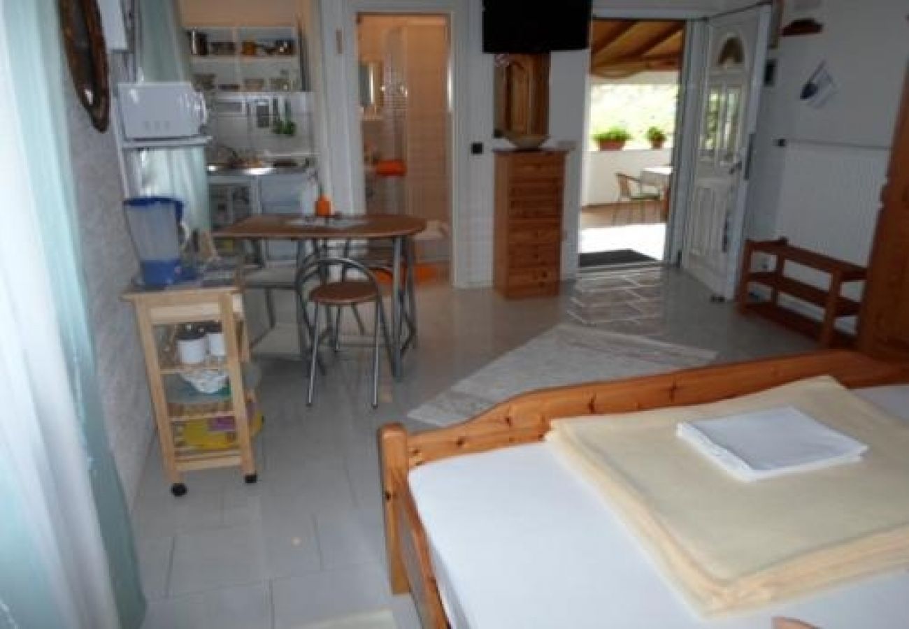 Studio in Nin - Studio apartment in Nin with Terrace, Air condition, WIFI (233-2)