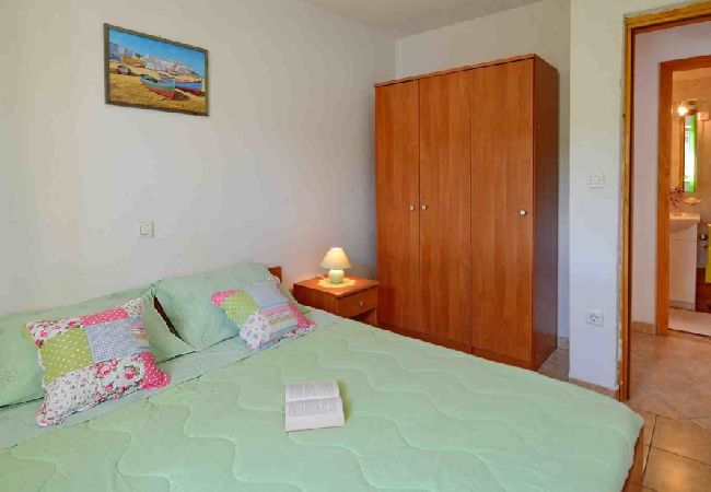 House in Rabac - Holiday Home in Rabac with Seaview, Air condition, WIFI, Washing machine (577-1) House in Rabac - Holiday Home in Rabac with Seaview, Air condition, WIFI, Washing machine (577-1)