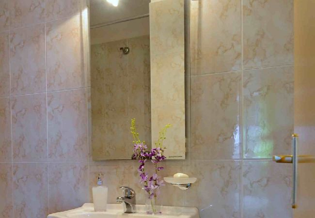 House in Rabac - Holiday Home in Rabac with Seaview, Air condition, WIFI, Washing machine (577-1) House in Rabac - Holiday Home in Rabac with Seaview, Air condition, WIFI, Washing machine (577-1)