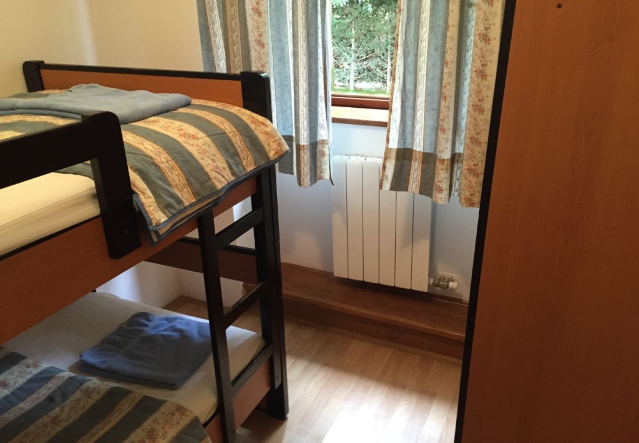 Apartment in Karigador - Apartment in Karigador with Balcony, Air condition, Dishwasher (587-1)