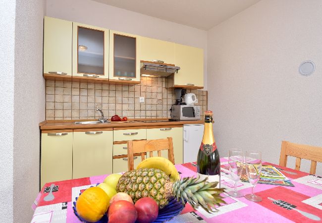 House in Drage - Holiday Home in Drage with Seaview, Balcony, Air condition, WIFI (592-1) House in Drage - Holiday Home in Drage with Seaview, Balcony, Air condition, WIFI (592-1)