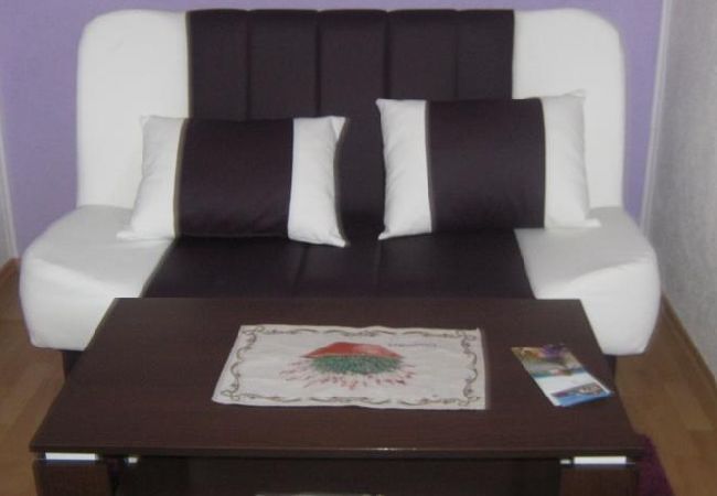 Apartment in Rakovica - Apartment in Rakovica with Balcony, WIFI (601-2) Apartment in Rakovica - Apartment in Rakovica with Balcony, WIFI (601-2)