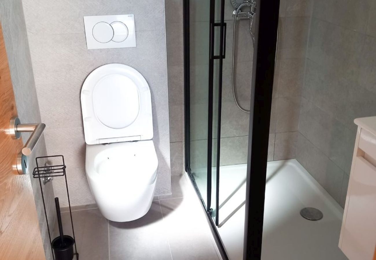 Apartment in Rab - Apartment in Barbat with Seaview, Balcony, Air condition (660-4)