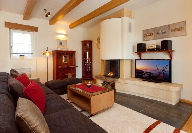 House in Labin - Holiday Home in Labin with Terrace, Air condition, WIFI, Washing machine (688-1) House in Labin - Holiday Home in Labin with Terrace, Air condition, WIFI, Washing machine (688-1)