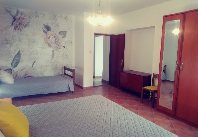 Apartment in Lopar - Apartment in Lopar with Seaview, Terrace, WIFI (824-1) Apartment in Lopar - Apartment in Lopar with Seaview, Terrace, WIFI (824-1)