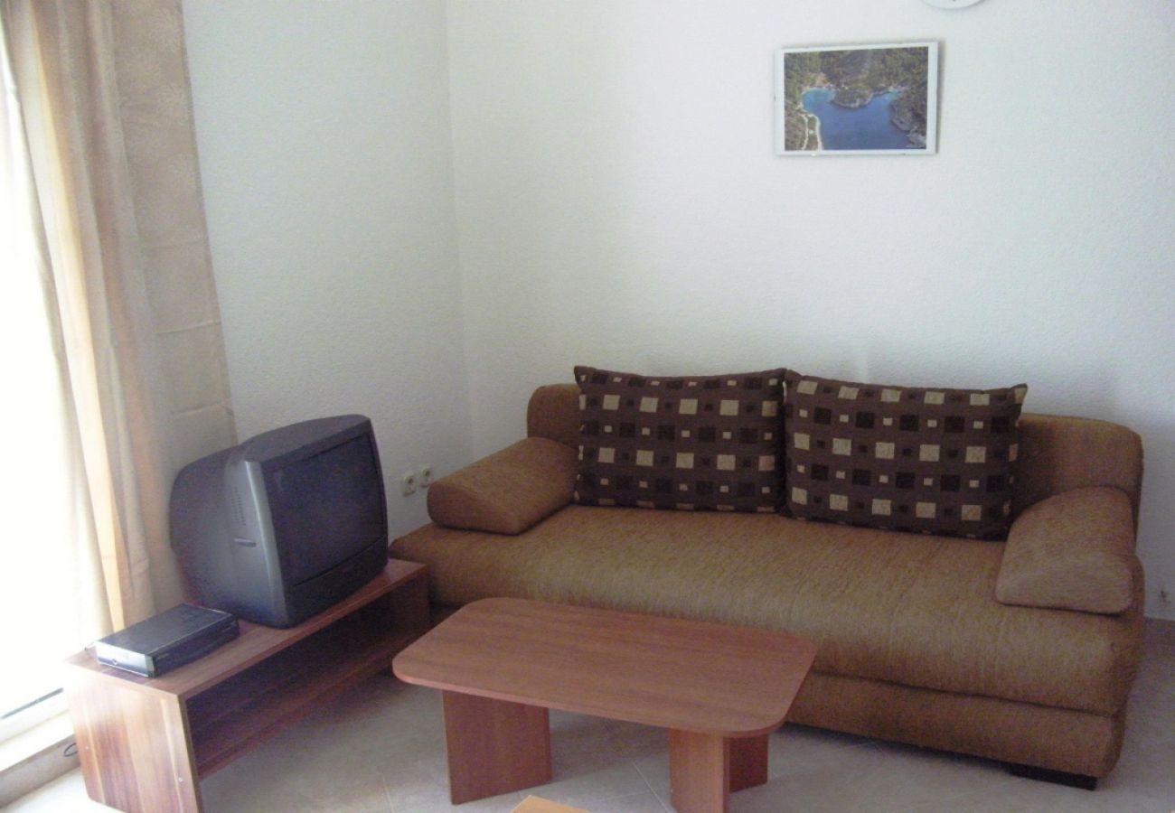 Apartment in Seget Vranjica - Apartment in Seget Vranjica with Seaview, Balcony, Air condition, WIFI (608-2)