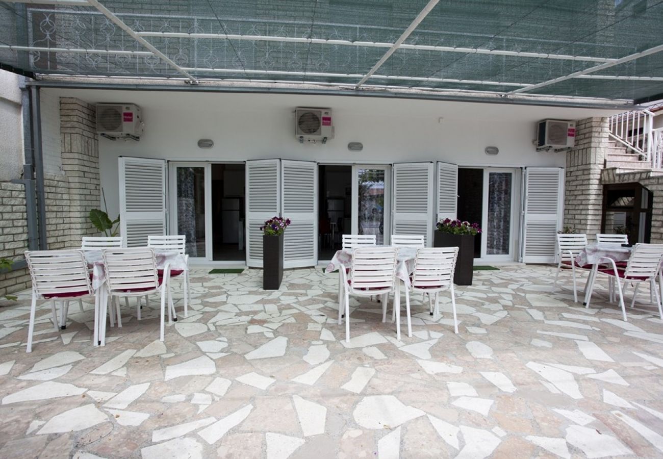 Apartment in Duce - Apartment in Duće with Seaview, Terrace, Air condition, WIFI (850-1)