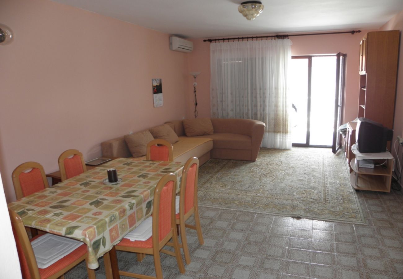 Apartment in Baška - Apartment in Baška with Seaview, Terrace, Air condition, WIFI (863-2)