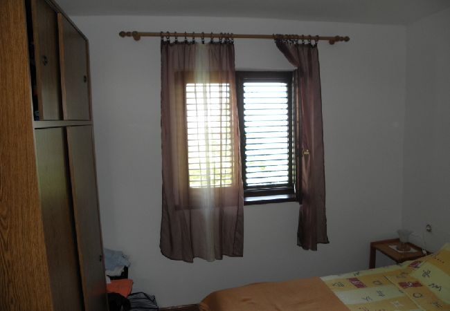 Apartment in Baška - Apartment in Baška with Terrace, Air condition, WIFI, Washing machine (863-3) Apartment in Baška - Apartment in Baška with Terrace, Air condition, WIFI, Washing machine (863-3)