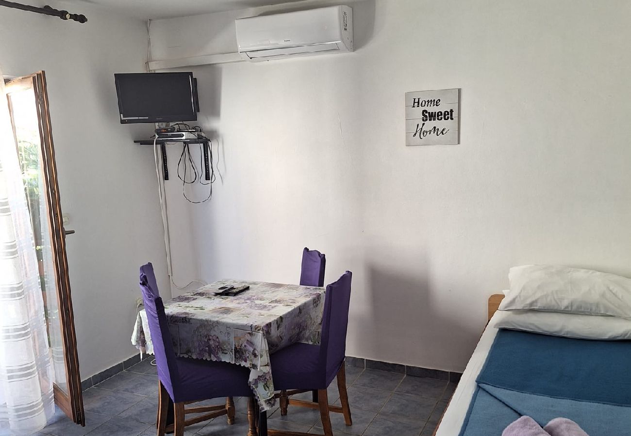 Apartment in Bibinje - Apartment in Bibinje with Seaview, Balcony, WIFI, Washing machine (868-2)