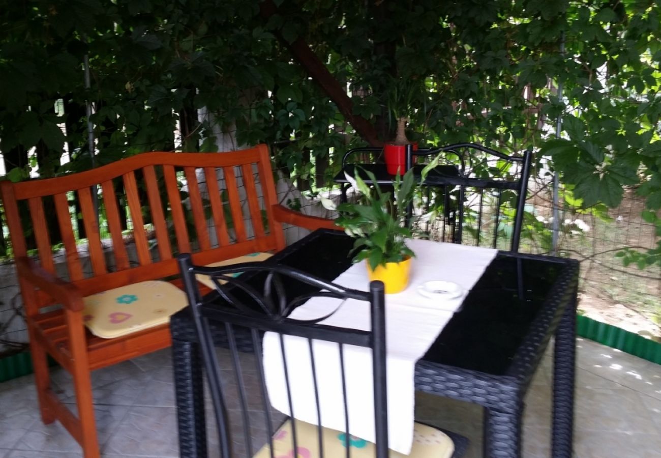 Studio in Privlaka - Studio apartment in Sabunike with Terrace, Air condition, WIFI (231-3)