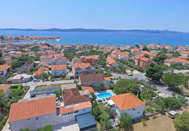 Apartment in Bibinje - Apartment in Bibinje with Terrace, Air condition, WIFI, Washing machine (877-1) Apartment in Bibinje - Apartment in Bibinje with Terrace, Air condition, WIFI, Washing machine (877-1)