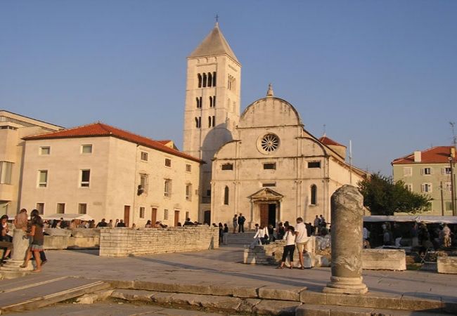 Apartment in Bibinje - Apartment in Bibinje with Terrace, Air condition, WIFI, Washing machine (877-1) Apartment in Bibinje - Apartment in Bibinje with Terrace, Air condition, WIFI, Washing machine (877-1)