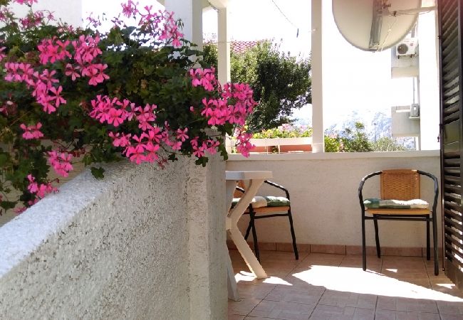 Apartment in Baška - Apartment in Baška with Balcony, Air condition, WIFI, Washing machine (883-3) Apartment in Baška - Apartment in Baška with Balcony, Air condition, WIFI, Washing machine (883-3)