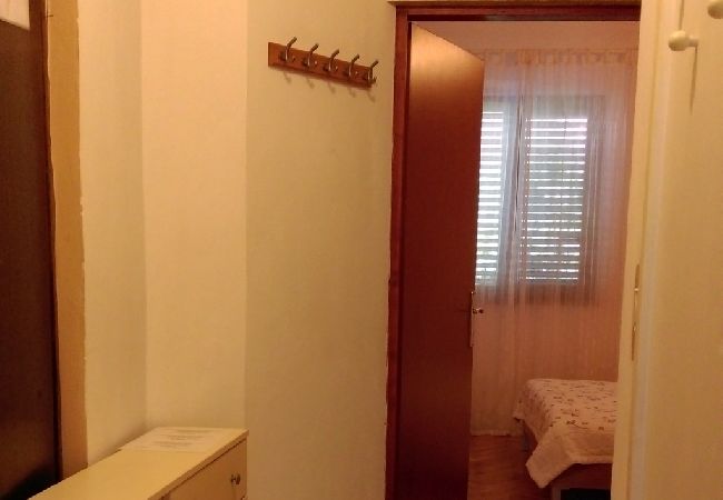 Apartment in Baška - Apartment in Baška with Balcony, Air condition, WIFI, Washing machine (883-3) Apartment in Baška - Apartment in Baška with Balcony, Air condition, WIFI, Washing machine (883-3)