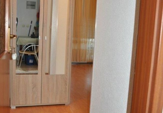 Apartment in Lopar - Apartment in Lopar with Terrace, Air condition, WIFI, Washing machine (899-3) Apartment in Lopar - Apartment in Lopar with Terrace, Air condition, WIFI, Washing machine (899-3)