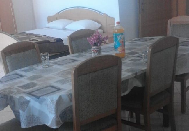 Apartment in Duce - Apartment in Duće with Seaview, Terrace, Air condition, WIFI (900-2) Apartment in Duce - Apartment in Duće with Seaview, Terrace, Air condition, WIFI (900-2)