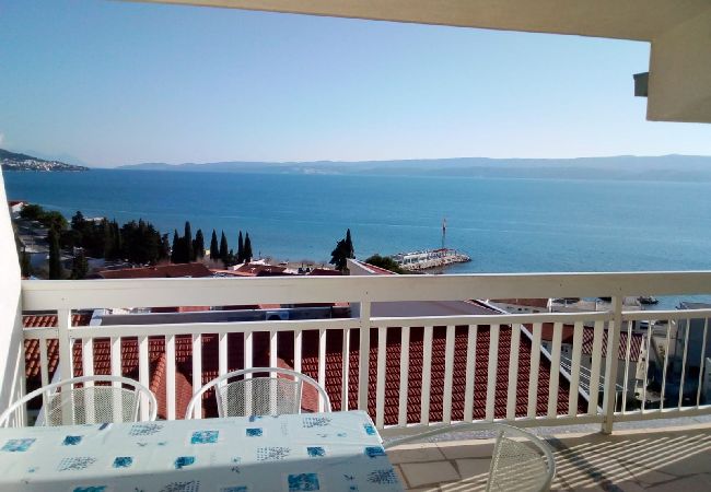 Apartment in Duce - Apartment in Duće with Seaview, Terrace, Air condition, WIFI (900-2) Apartment in Duce - Apartment in Duće with Seaview, Terrace, Air condition, WIFI (900-2)