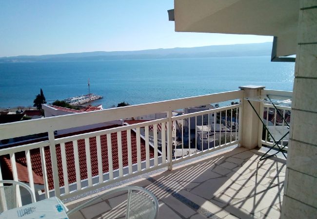 Apartment in Duce - Apartment in Duće with Seaview, Terrace, Air condition, WIFI (900-2) Apartment in Duce - Apartment in Duće with Seaview, Terrace, Air condition, WIFI (900-2)