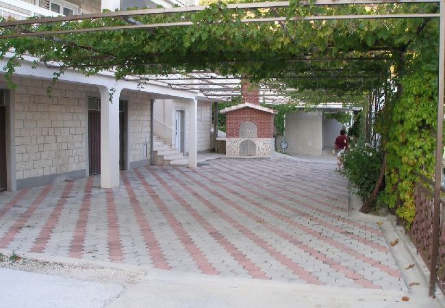 Apartment in Duce - Apartment in Duće with Seaview, Terrace, Air condition, WIFI (900-2) Apartment in Duce - Apartment in Duće with Seaview, Terrace, Air condition, WIFI (900-2)