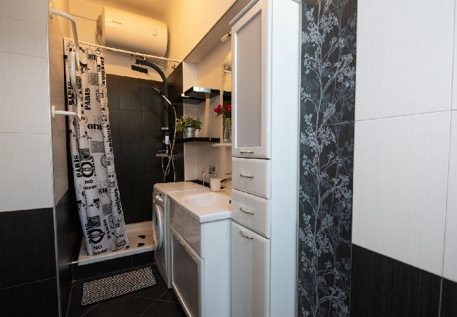 Apartment in Opatija - Apartment in Opatija with Air condition, WIFI, Washing machine (905-2) Apartment in Opatija - Apartment in Opatija with Air condition, WIFI, Washing machine (905-2)