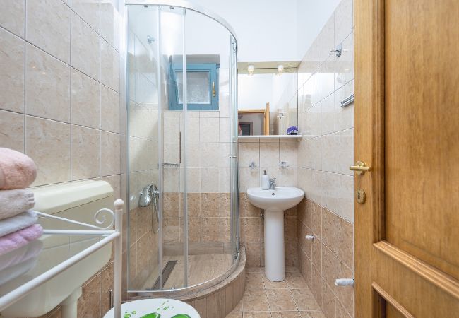 Apartment in Supetarska Draga - Apartment in Supetarska Draga with Seaview, Balcony, Air condition, WIFI (3321-1) Apartment in Supetarska Draga - Apartment in Supetarska Draga with Seaview, Balcony, Air condition, WIFI (3321-1)
