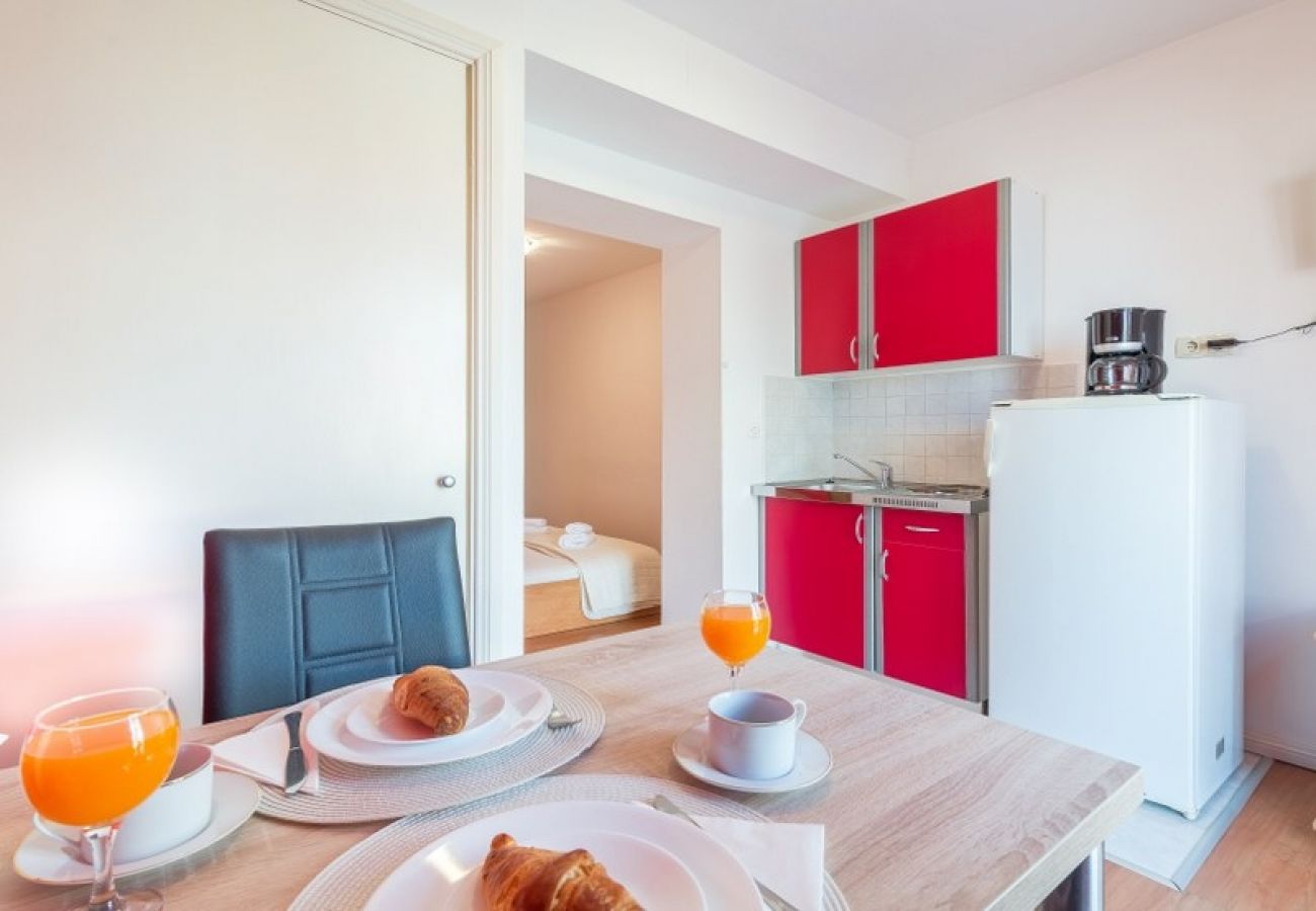 Studio in Nin - Studio apartment in Nin with Terrace, Air condition, WIFI (864-2)