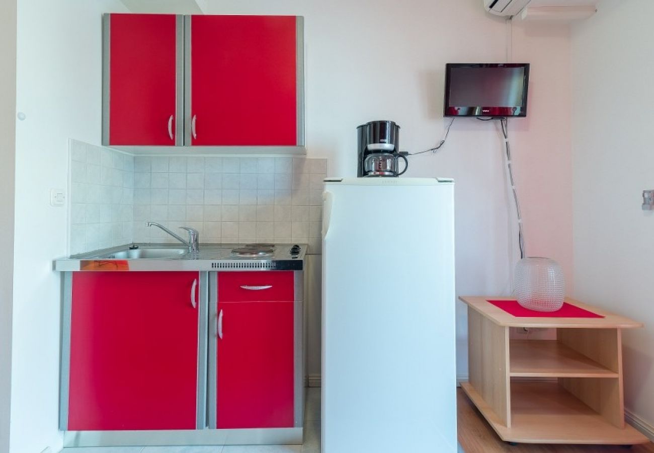 Studio in Nin - Studio apartment in Nin with Terrace, Air condition, WIFI (864-2)