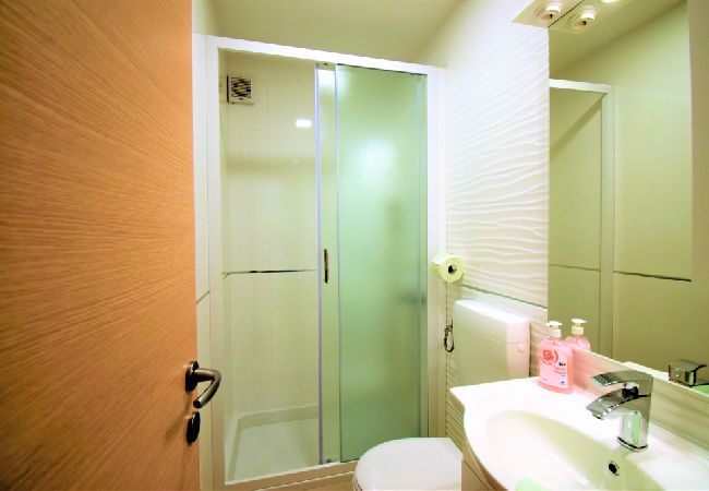 Apartment in Lopar - Apartment in Lopar with Air condition, WIFI (613-3) Apartment in Lopar - Apartment in Lopar with Air condition, WIFI (613-3)