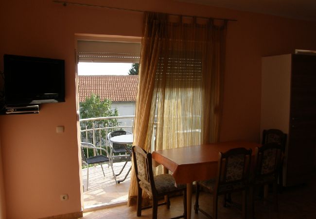 Apartment in Vodice - Apartment in Vodice with Seaview, Balcony, Air condition, WIFI (3335-1) Apartment in Vodice - Apartment in Vodice with Seaview, Balcony, Air condition, WIFI (3335-1)