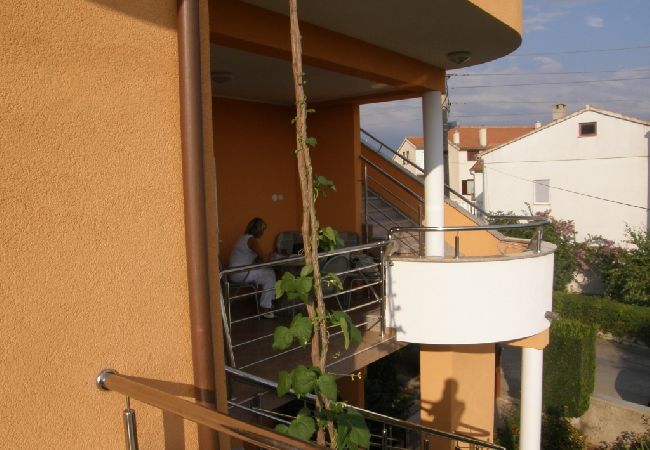 Apartment in Vodice - Apartment in Vodice with Seaview, Balcony, Air condition, WIFI (3335-1) Apartment in Vodice - Apartment in Vodice with Seaview, Balcony, Air condition, WIFI (3335-1)