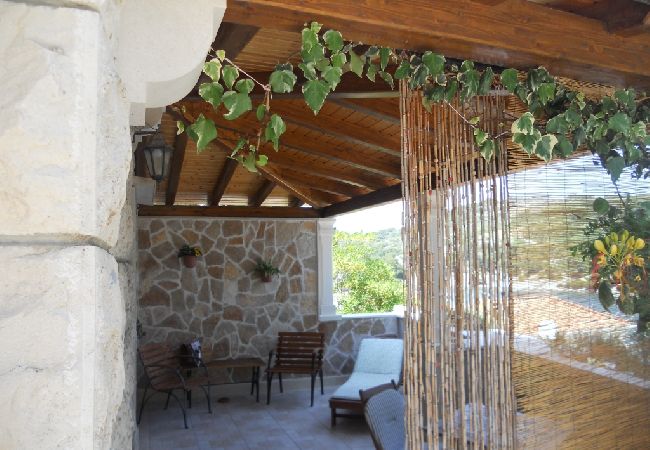 House in Sumartin - Holiday Home in Sumartin with Seaview, Air condition, WIFI, Washing machine (682-2) House in Sumartin - Holiday Home in Sumartin with Seaview, Air condition, WIFI, Washing machine (682-2)