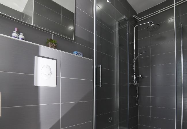 Apartment in Supetar - Apartment in Supetar with Seaview, Terrace, Air condition, WIFI (3361-1) Apartment in Supetar - Apartment in Supetar with Seaview, Terrace, Air condition, WIFI (3361-1)